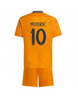 Real Madrid Luka Modric #10 Bortedraktsett Barn 2024-25 Korte ermer (+ bukser)